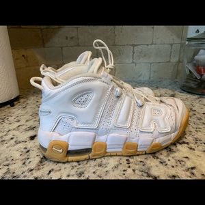 Nike Uptempo
